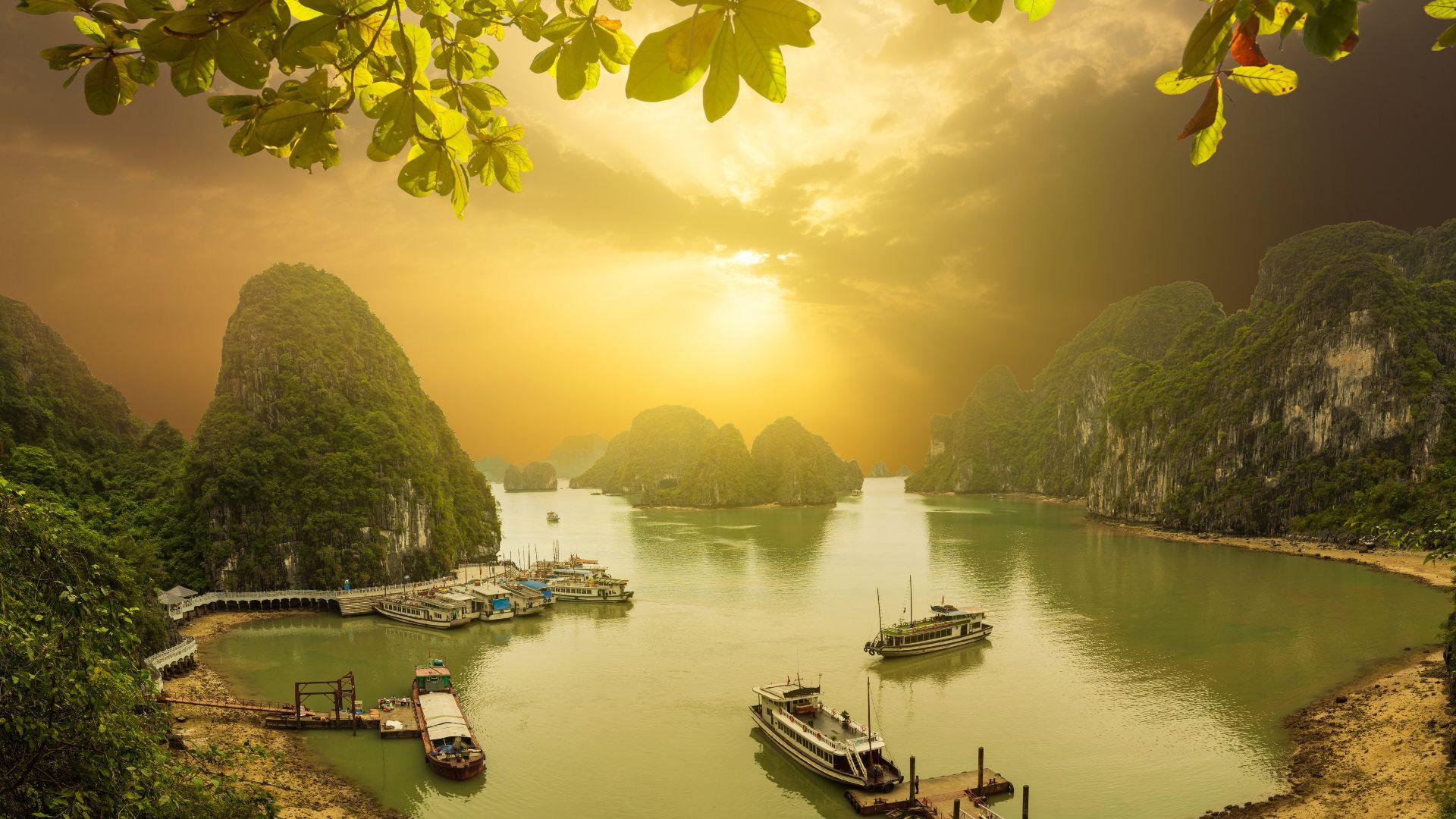 Vietnam Highlights Escape: From Hanoi to Ho Chi Minh