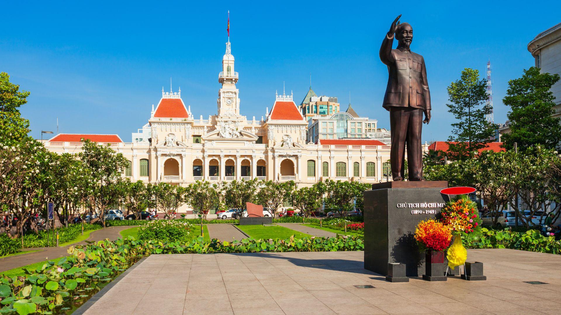 Vietnam Highlights Escape: From Hanoi to Ho Chi Minh