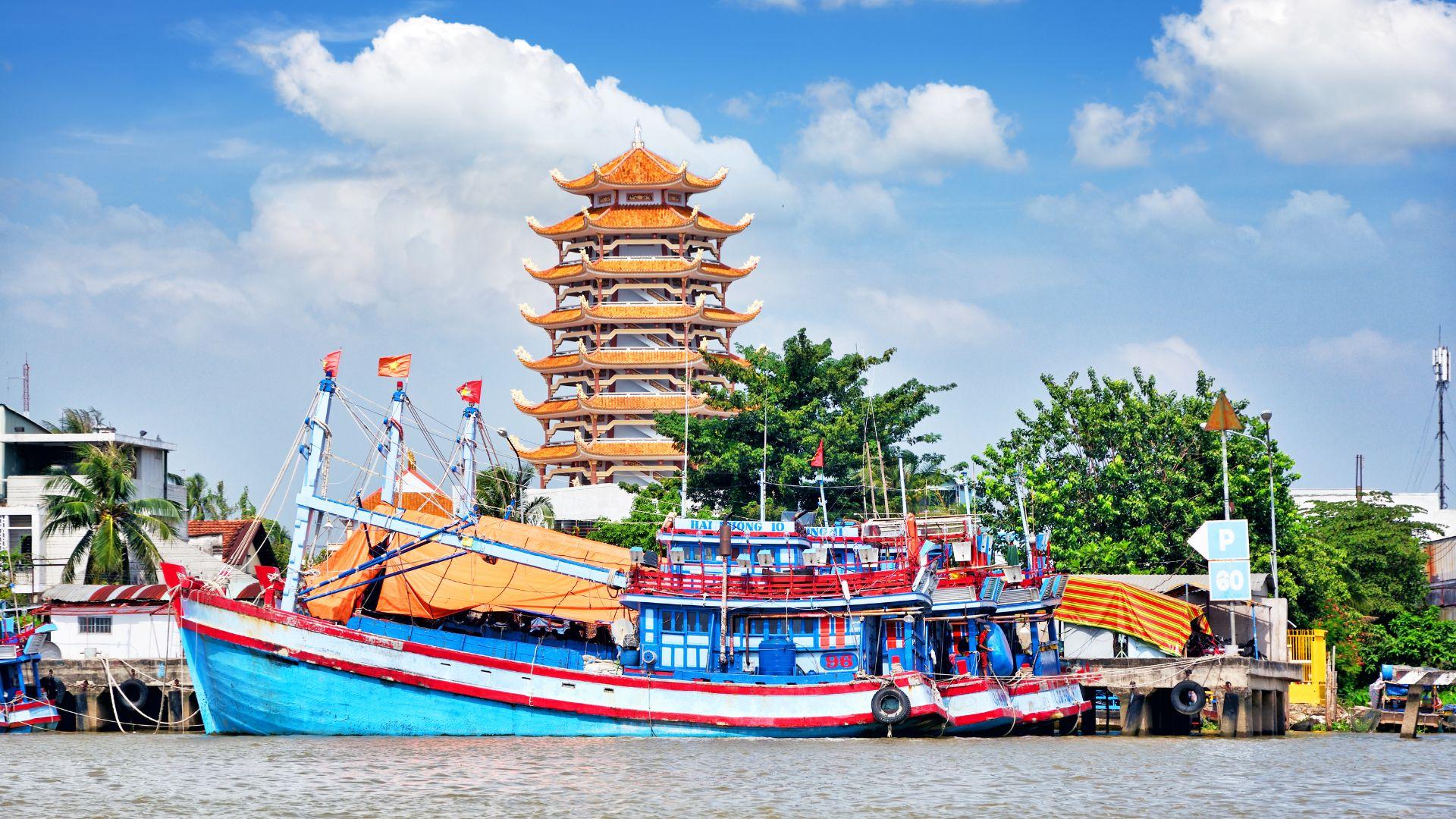 Vietnam Highlights Escape: From Hanoi to Ho Chi Minh