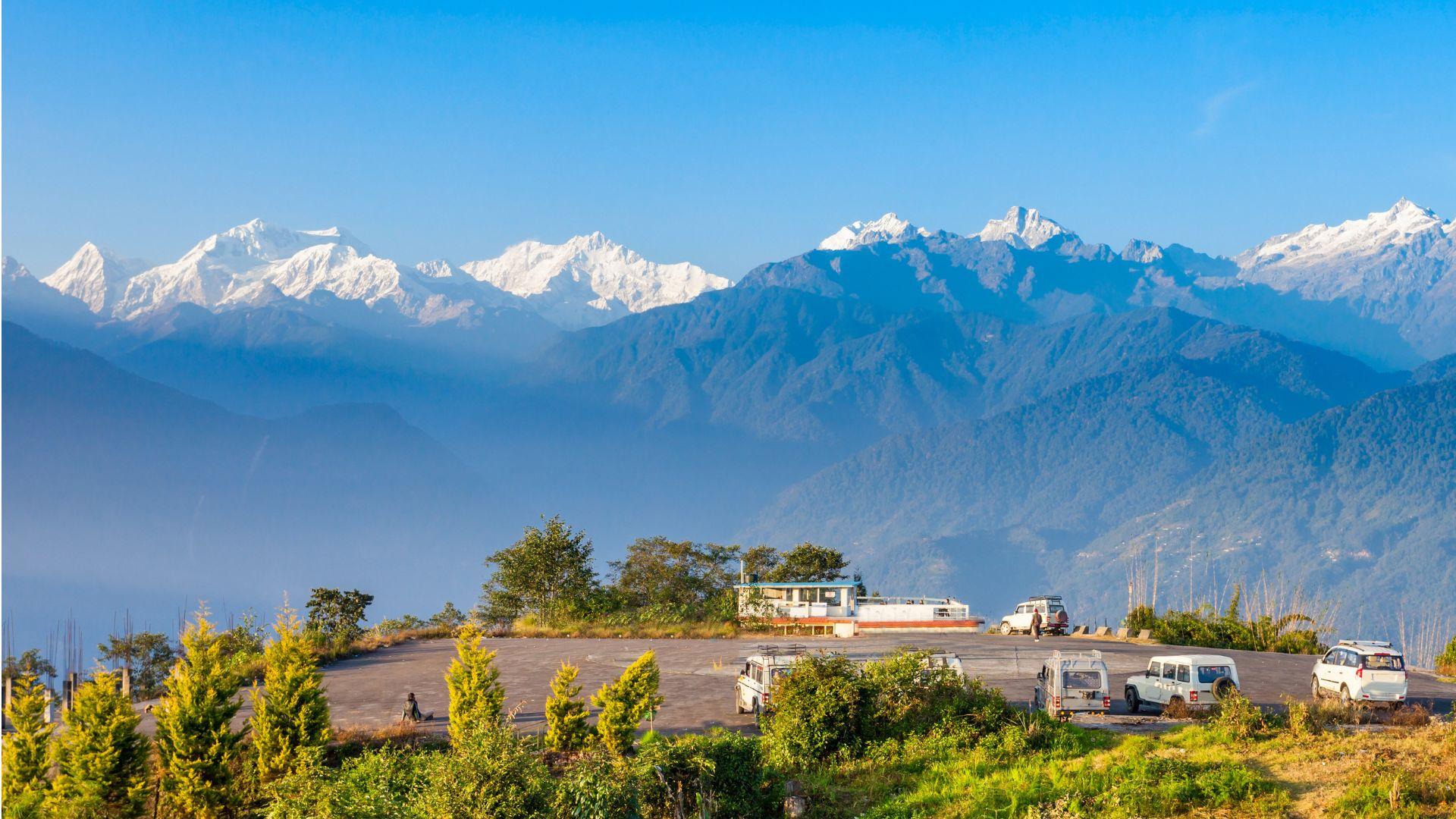 Himalayan Wonders: Sikkim & Darjeeling Escape