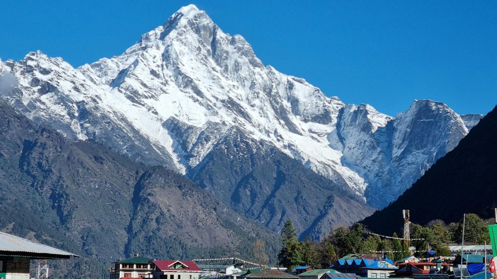 Himalayan Wonders: Sikkim & Darjeeling Escape