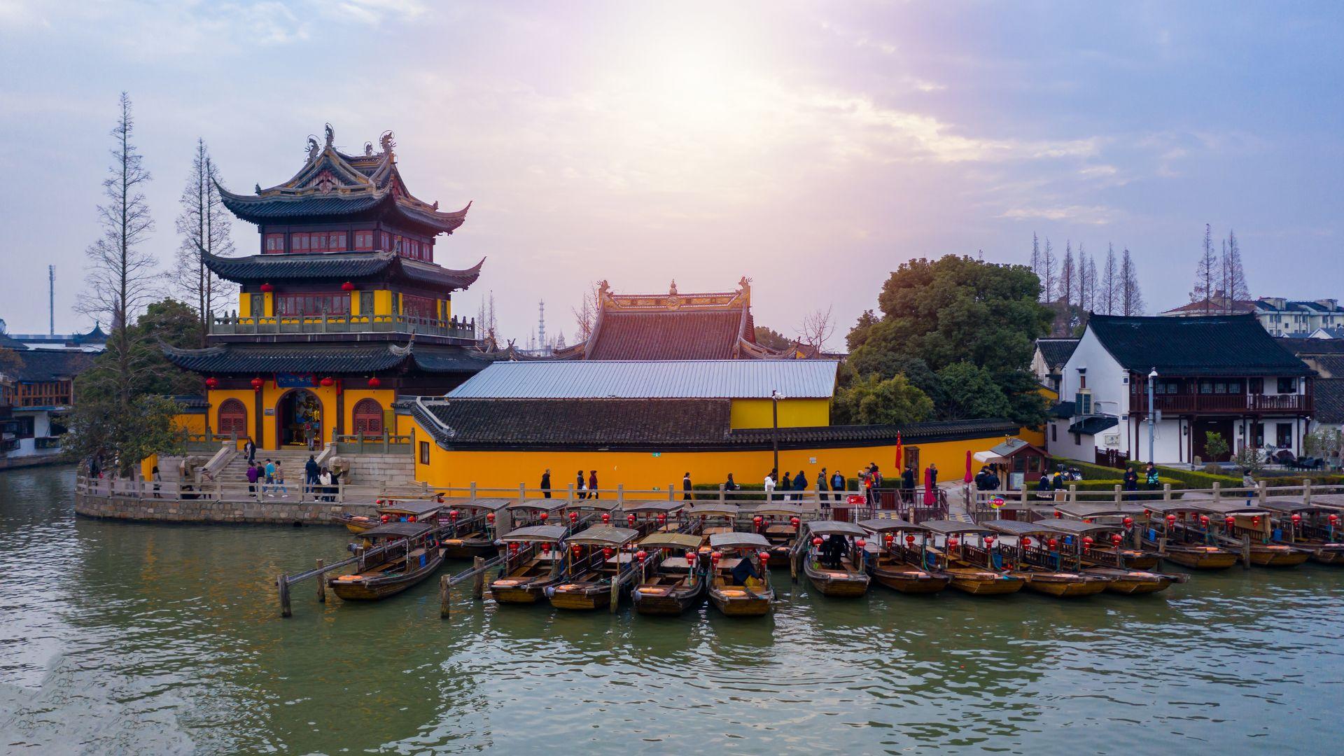 Eid in China – Discover the Timeless Wonders of Beijing & Shanghai