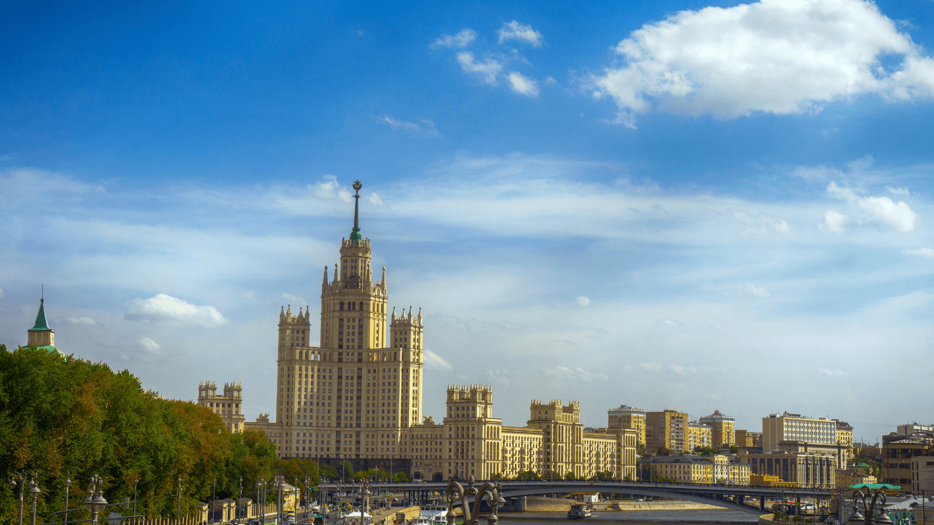 Moscow & St. Petersburg Highlights Tour