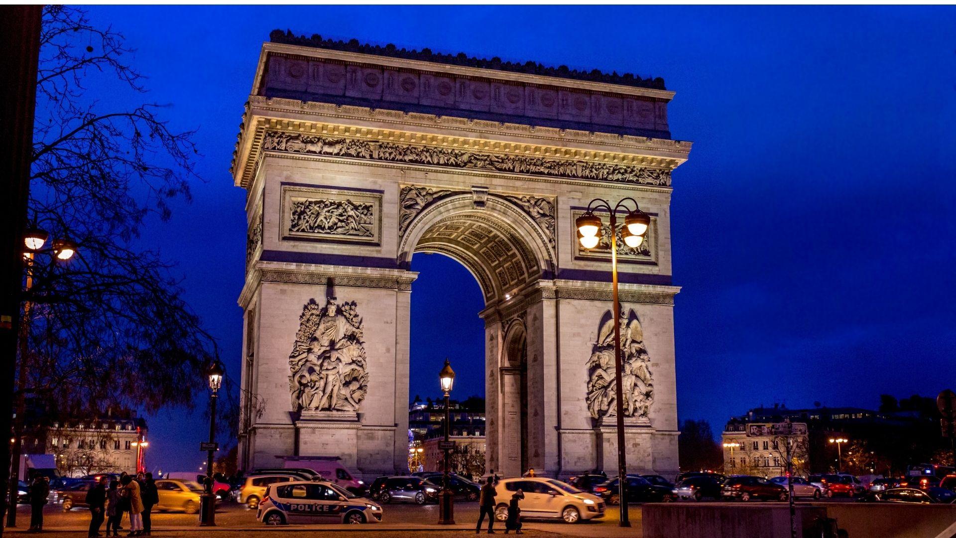 Paris, Switzerland & Italy – EID Grand Europe Escape