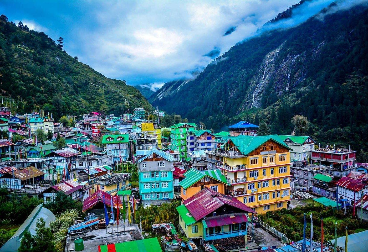 Himalayan Wonders: Sikkim & Darjeeling Escape